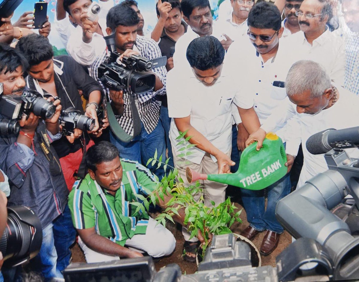 TreeBankIndia's tweet photo. உலகம் உள்ளவரை உன் இசை ஒலிக்கும் உருவ மே 2.6.2026 இன்று உன் பிறந்தநாளில் உங்கள் பாதங்களை தொட்டு வணங்கி வாழ்த்துகிறேன் மரத்தை வைத்தவன் தண்ணீர் ஊற்றுவான் இசைஞானி இளையராஜா ஐயா அவர்கள் பல்லாண்டு பல்லாண்டு வாழ்க வளமுடன் நலமுடன்.  உண்மையான உன் ரசிகன் கே.முல்லைவனம் Treebank https://t.co/QTa3caKc7S