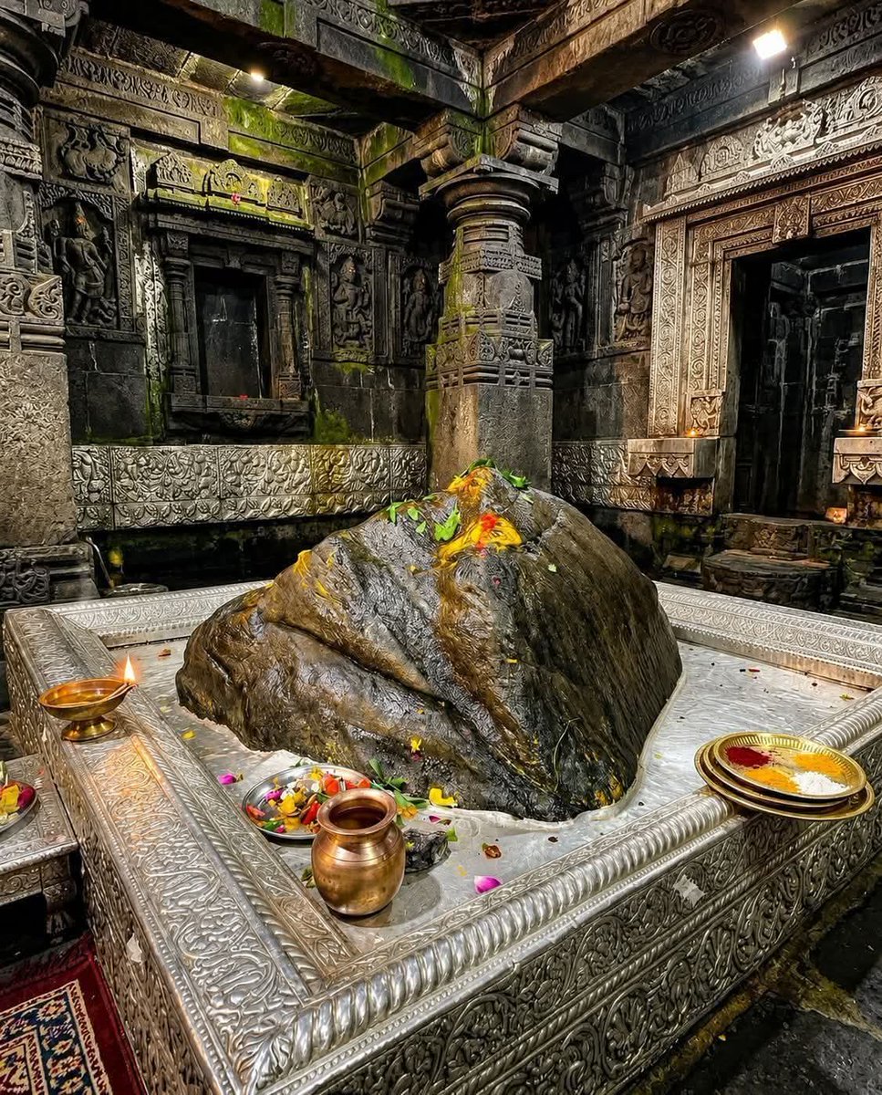 puji1110's tweet photo. केदारनाथ ज्योतिर्लिंग महादेव अदभुत अलौकिक दर्शन 🔱 https://t.co/mlV58jOKno