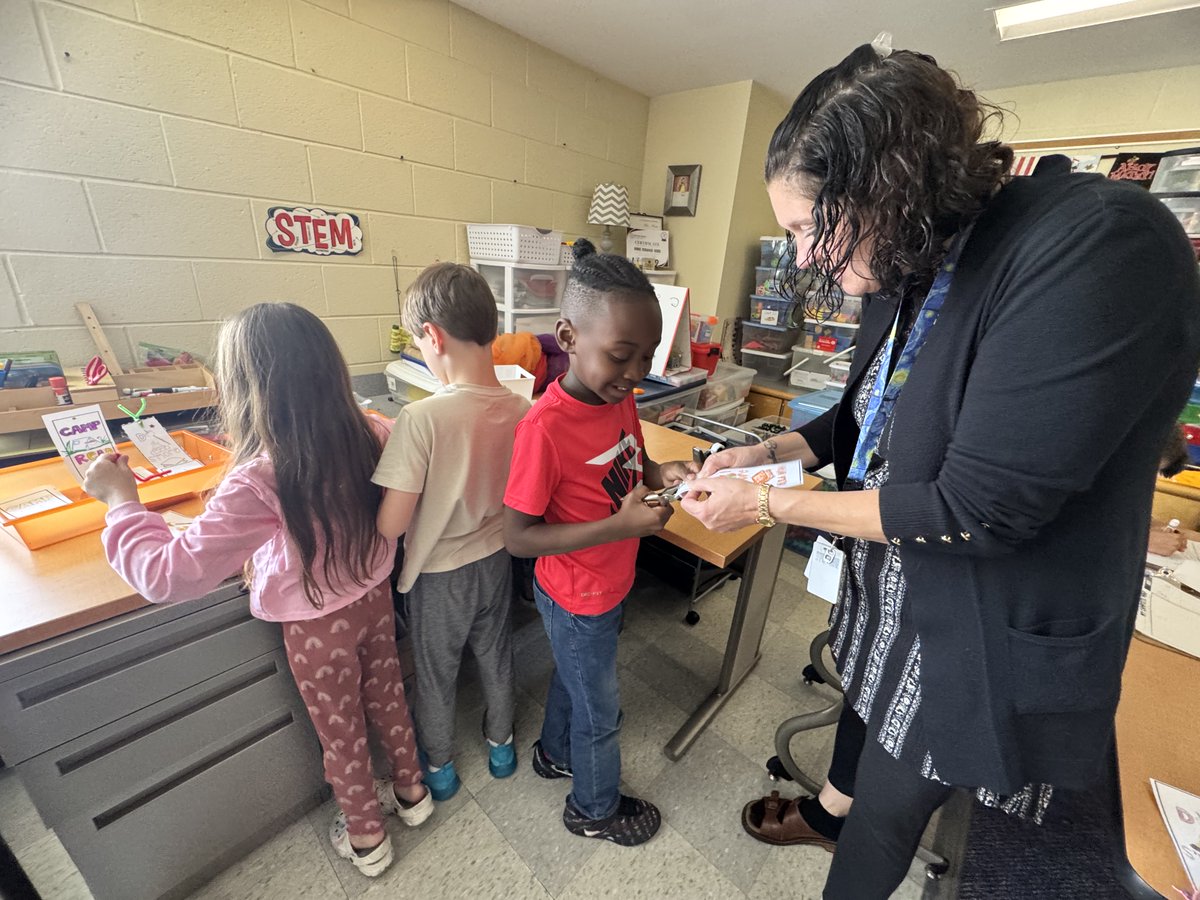 mrsgoodgps's tweet photo. Welcome to Camp-Learn-A-Lot! The campers practiced map skills in the big tent, made bookmarks at the craft station, wrote first grade memories by the campfire, and read by flashlight under their desk tent! 🏕️ https://t.co/aXvjkWWB4y