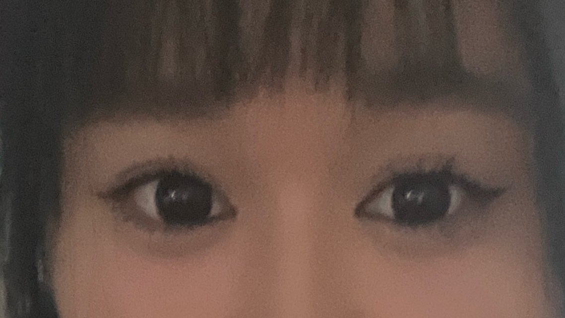 headlesssoph's tweet photo. From these images alone what ethnic background do you think I'm from? https://t.co/sjLXr9oGYz