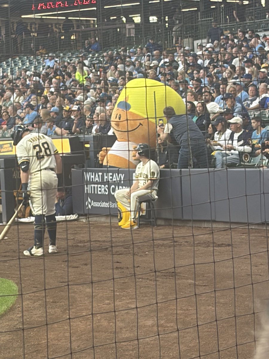 _BackyardSports's tweet photo. The feeling when Pablo shows up at @AmFamField in the 2nd and the @Brewers put up a 7 run inning. https://t.co/9b8hduZC75