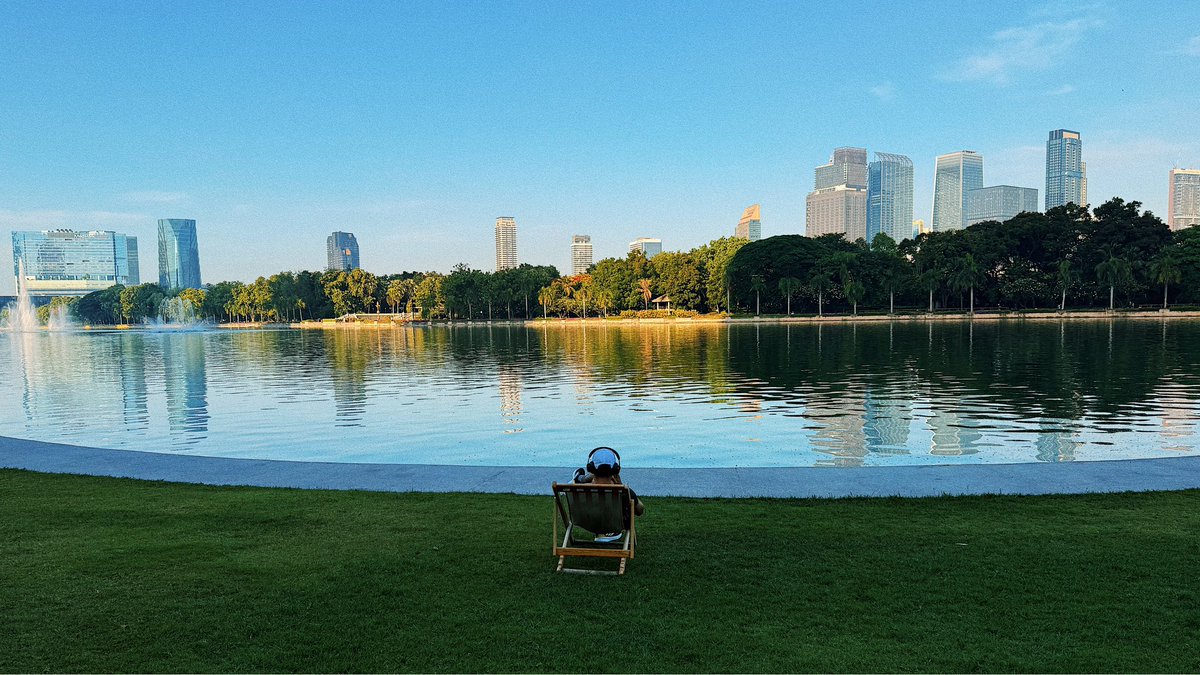 catto__'s tweet photo. อยากให้มีสวนใหญ่ๆแบบนี้อีกมากๆ ไม่ใช่แค่ในกรุงเทพ ทุกจังหวัดทุกคนควรได้เข้าถึง public park ที่ดี และ คุณภาพแบบนี้

แดดวันนี้ตอนเช้าของสวนเบญ-สวนลุม มันสวยจริงๆ https://t.co/D1U8nY2LTR