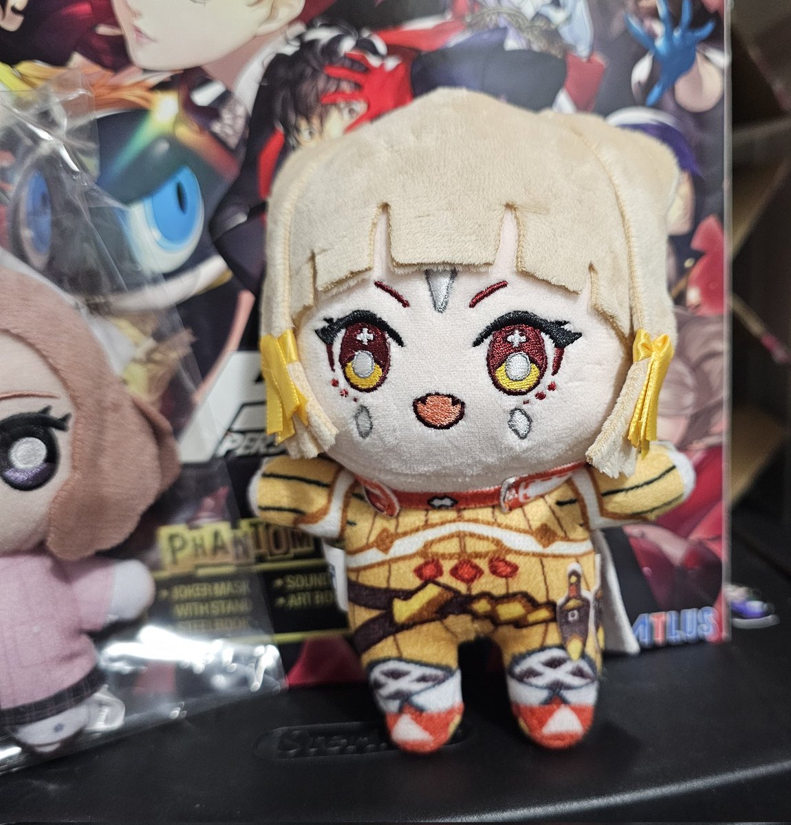 A_large_rat's tweet photo. @Kamaniki hooking me up with the goods. Do check out their stuff!

Side note, Nia is the perfect size to be used as T-shirt cannon ammo
#XenobladeChronicles https://t.co/UftZ7r4D3r