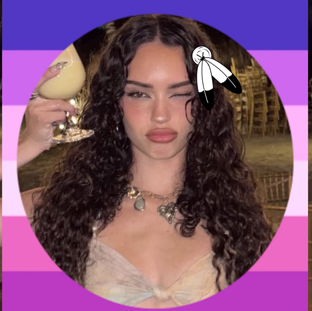 𝜗𝜚shoniya🎀 tweet media