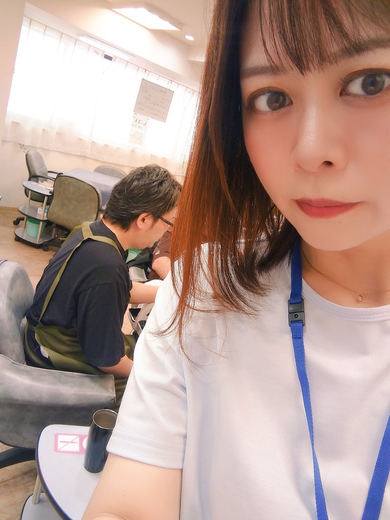 おはようございます☀ 朝イチ立卓しました！ 【本日の出勤