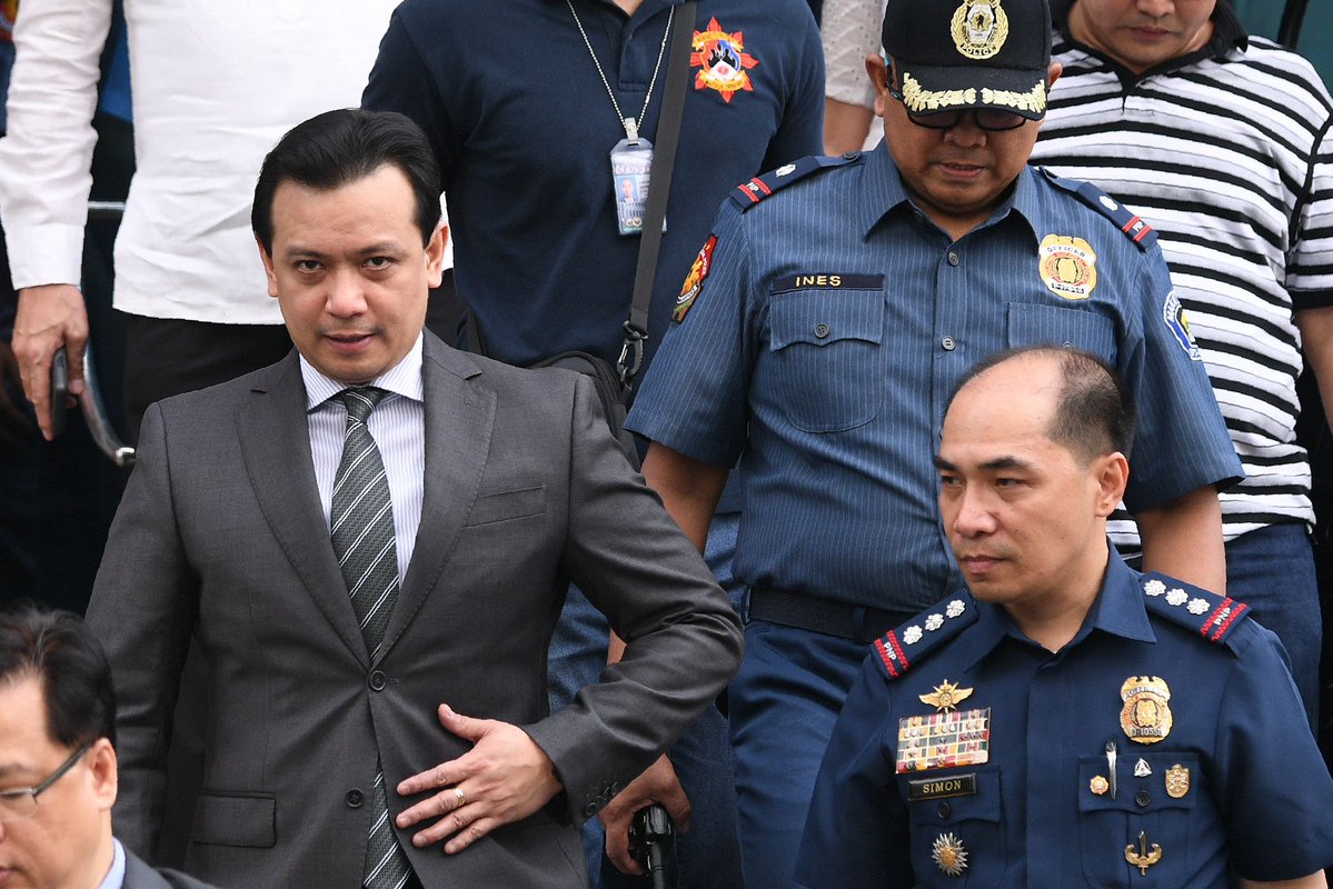 GnosticLegend's tweet photo. Accountability is easy to demand when it's someone else in the hot seat. The real measure of character is whether you're willing to face the same scrutiny when it's your turn.
Some of the same “Duterte”Senators who used to say, “If you have nothing to hide, you have nothing to fear,” now seem unable to practice what they preached. Instead of facing the issues directly, it's been a parade of excuses, distractions, and claims of persecution.
Contrast that with what we've seen before.
De Lima faced every allegation against her and was even arrested inside the Senate. Trillanes did the same, facing his cases head-on and being arrested within Senate grounds as well. PNoy attended hearings on DAP and Dengvaxia despite already being ill. All of this happened under a Duterte supermajority in both the House and the Senate.
And where was the drama back then? Where were the calls for unrest? Where were the endless claims that the system was out to get them?
They showed up. They answered the accusations. They went through the process.
What makes the double standard even more glaring is that Cayetano was quick to defend Bato and Estrada, yet many of these same voices had little to say when De Lima and Trillanes were being arrested inside the Senate itself.
If you truly believe in accountability, then that principle shouldn't change depending on whose name is involved.