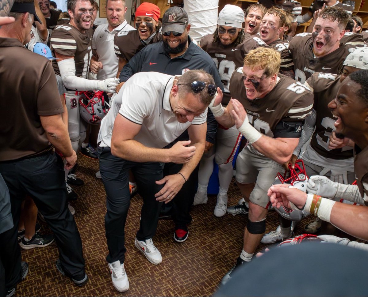 Coach_Mul's tweet photo. The Best Programs Are Built On Relationships.

Come Experience the Energy.

Leave with a Brotherhood and a Future. 

Camp with us:
https://t.co/UySc1Zjrkt https://t.co/B92Nr2bsw0
