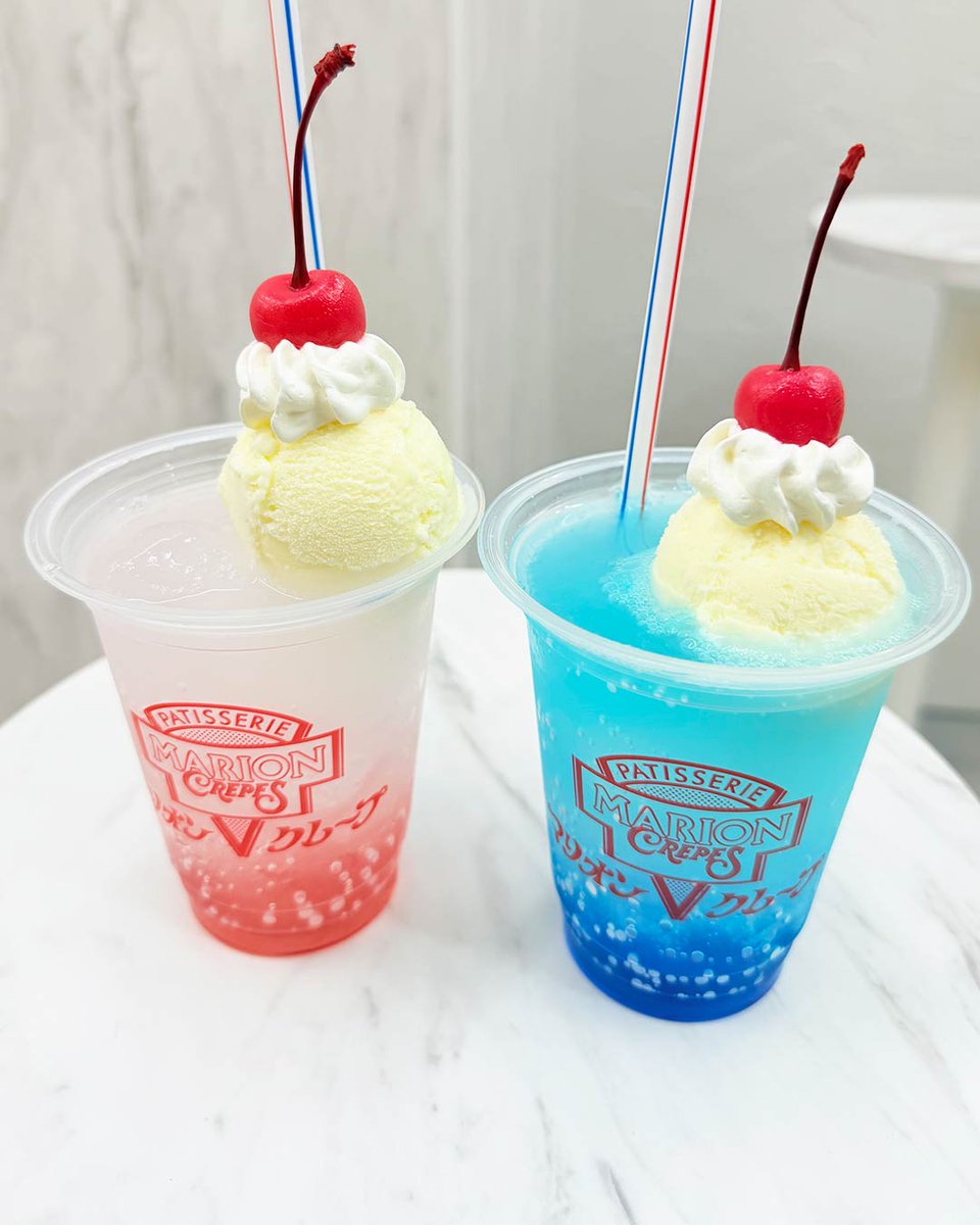 夏を彩る🌈 クリームソーダ🥤🫧 ＼ 暑い夏にごくごく飲みたい ひんやり
