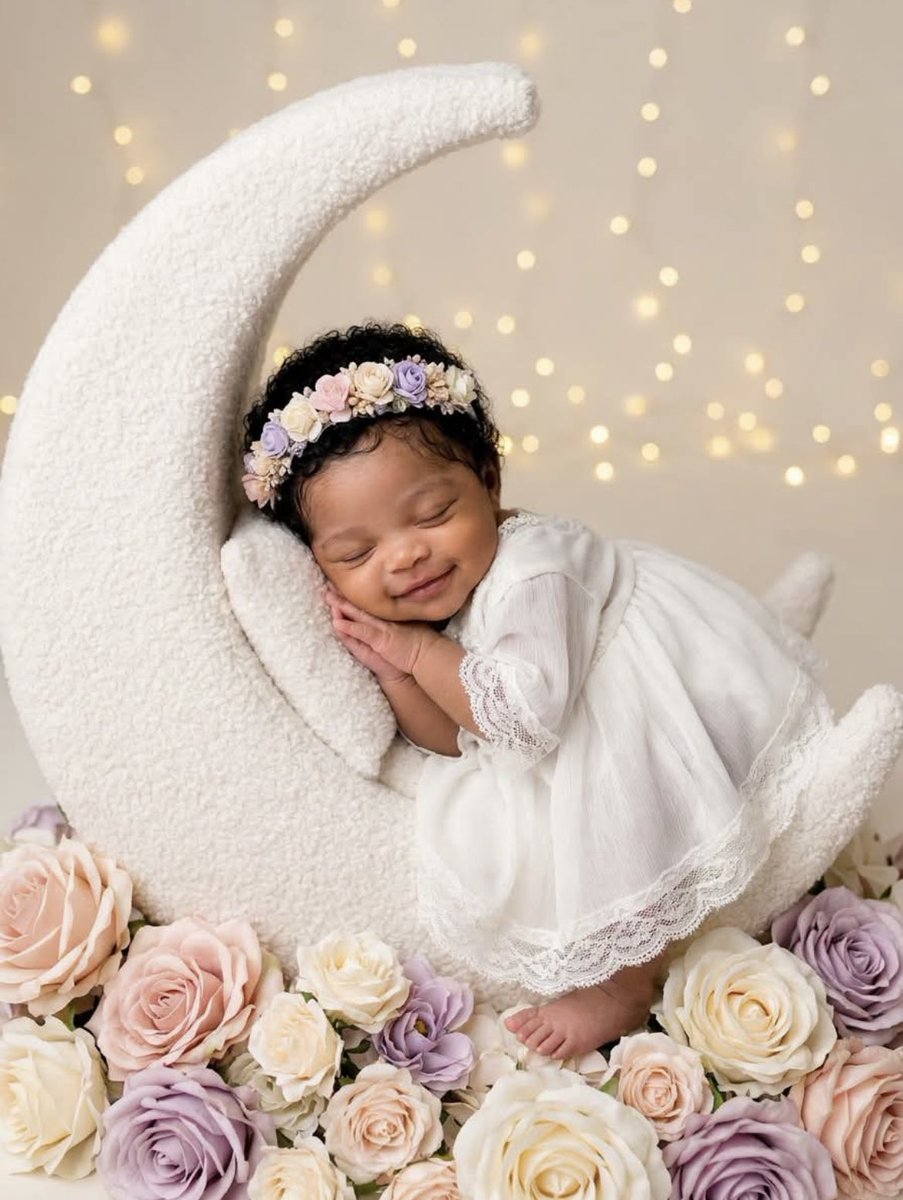 Mqammy_Enhle11's tweet photo. If you come across this post or tweet I wanna wish you all the best of luck in your life and a beautiful day filled with love, happiness, joy and peace. May this beautiful soul comfort you 🥰🤩🥰💕🤍🤍🤍🤍 https://t.co/PYa8IzomOb