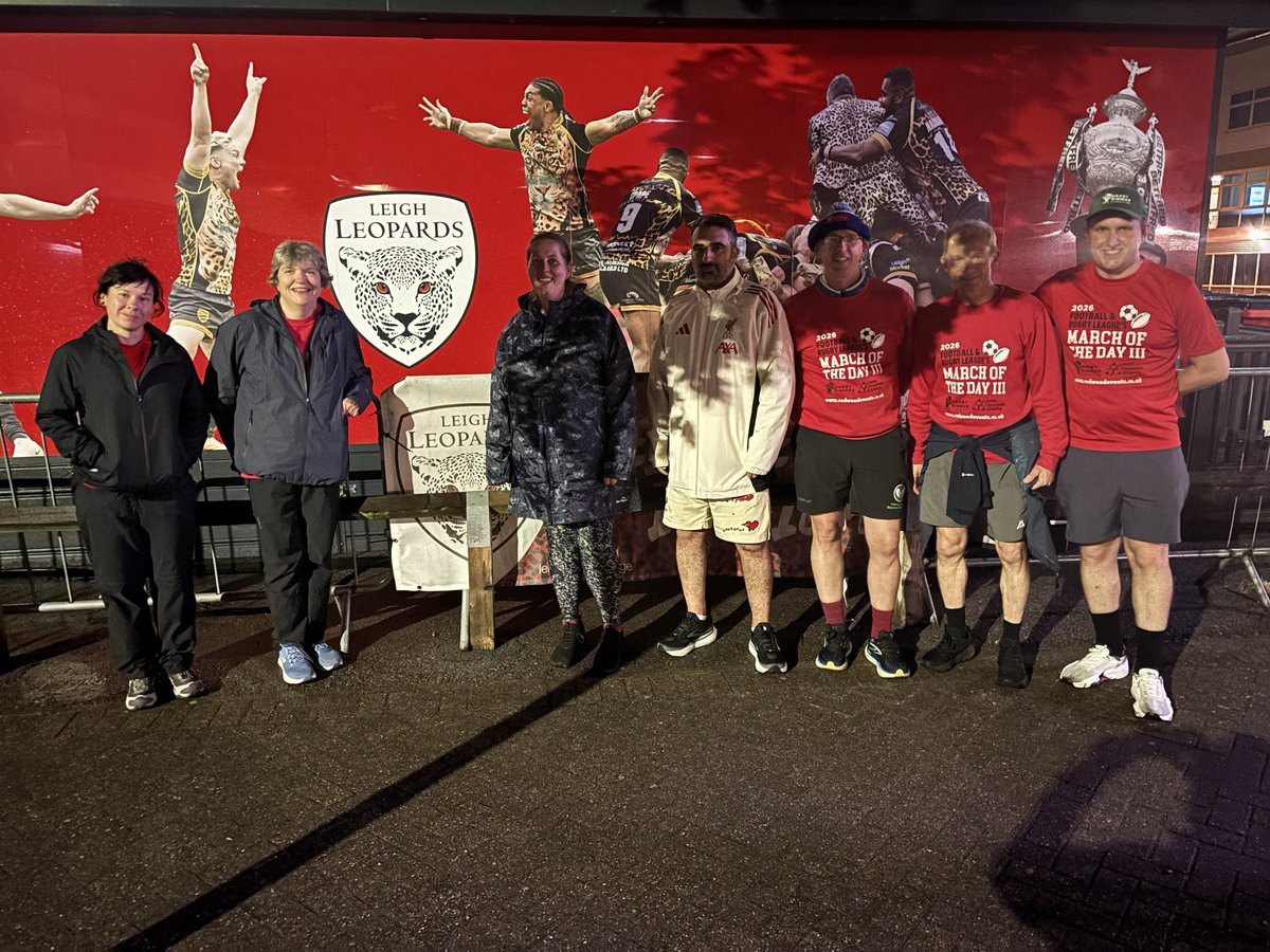 Redsmail's tweet photo. March of the Day III passes @LeighLeopardsRL and @ACFC1916. Last of those stops was fantastic. Great effort by Atherton Collieries to open up for us and feed us at 2am. #Legends https://t.co/uuBaMbJn3E