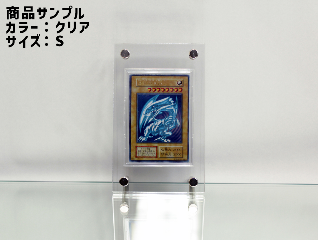 c2_factory's tweet photo. 誰でも簡単に組み立て‼️
「オリジナルスクリューダウン EASY」発売中😍

フルプロテクトスリーブごと収納可能にすることで ＃遊戯王 ＃ポケカ #ワンピース #ユニアリ  など幅広いTCGに対応しております😎

既存デザインプレートも簡単に組み換え可能🔲
ぜひご購入ください✨
https://t.co/WDgHiDrIJa https://t.co/HmnEzB33vt
