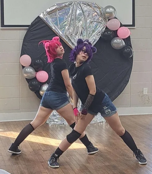 ExorcistTwins's tweet photo. Repost if you can, please https://t.co/M8OJjlZiPt