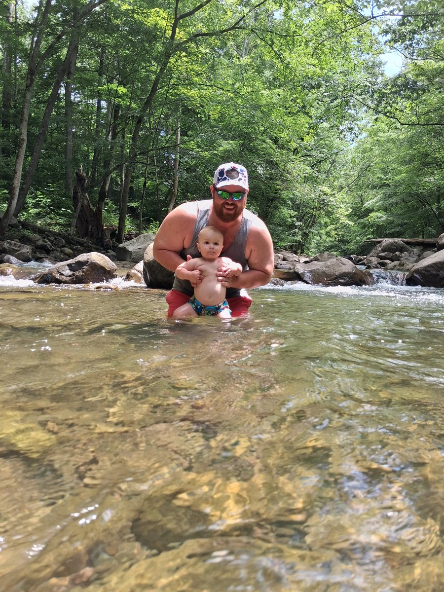 Ya_boy_Chazz's tweet photo. @RepThomasMassie Me and my wife and son enjoying the wilderness of the New River Gorge National Park at Glade Creek just outside of Beckley, WV
Just yesterday May 31st https://t.co/MQyybyxAXl