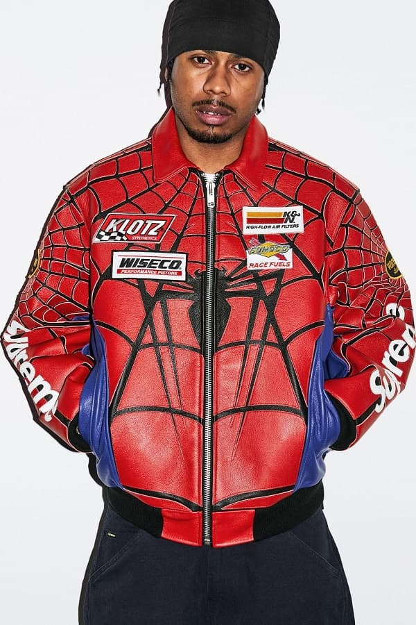 CARRYME_APP's tweet photo. Supreme week14 spiderman
どのアイテムが一番人気？？ https://t.co/PFgWsXZ3pS