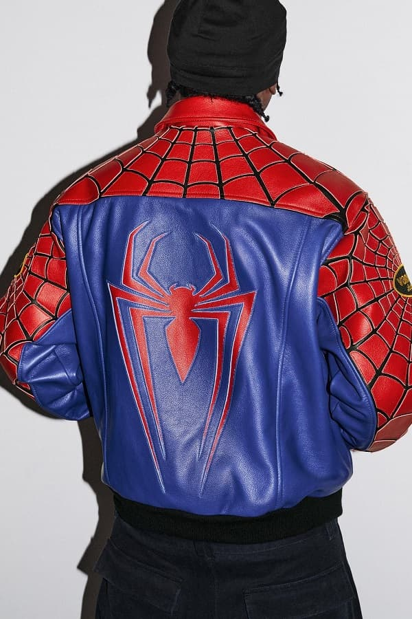 CARRYME_APP's tweet photo. Supreme week14 spiderman
どのアイテムが一番人気？？ https://t.co/PFgWsXZ3pS