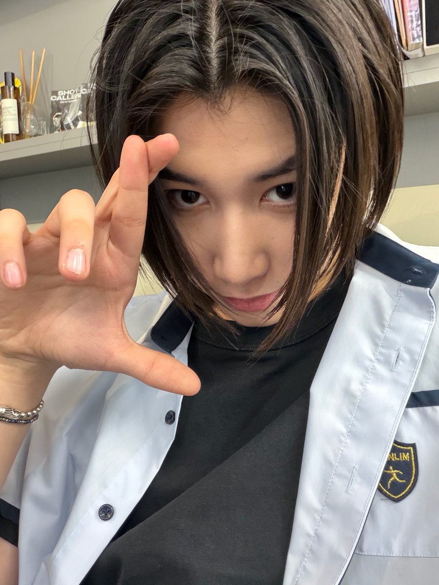 tentanglouis's tweet photo. 260602 🐘💌 11:05 KST

🐘 (🎙️) Wassup
🐘 (🎙️) what are u doing
🐘 (pic)
🐘 Im so dope booii

#LOUIS #루이 https://t.co/gkFX2agmde