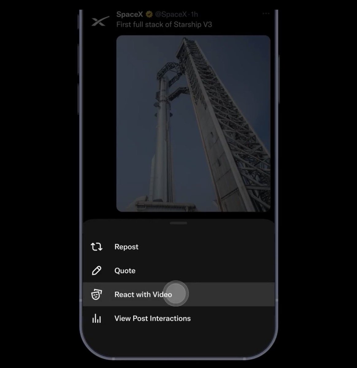 sser's tweet photo. بعض الردود ما تنكتب… تنقال 🎥🔥

ميزة React with Video بتوصل مستقبلًا، وبتخليك ترد على أي منشور بفيديو بينما المحتوى الأصلي يظهر خلفك مباشرة 😮‍💨📱

طريقة جديدة تضيف رأيك وتفاعلك بشكل أوضح وأمتع https://t.co/IJvc7B3FrX