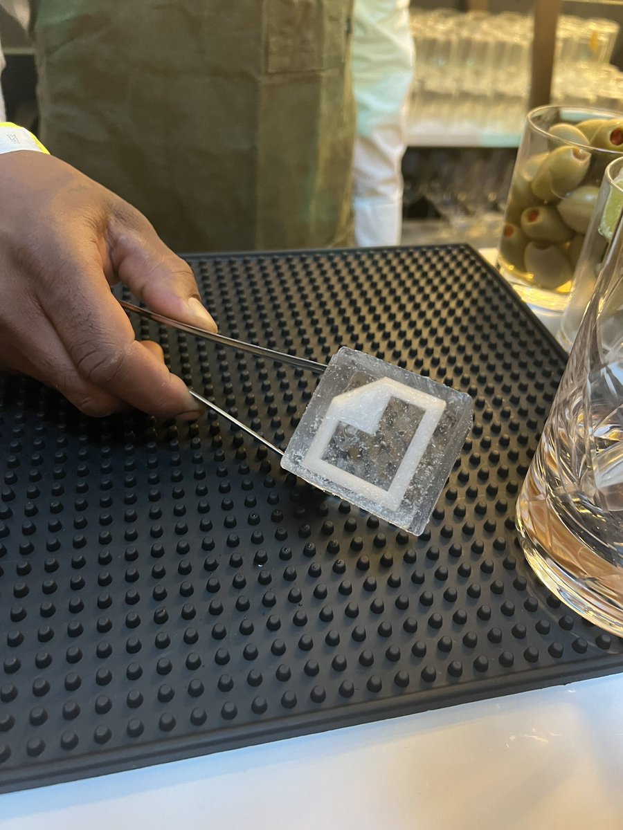 adelwu_'s tweet photo. this @reductoai ice makes me unbelievably happy https://t.co/LRYTlcB3rJ