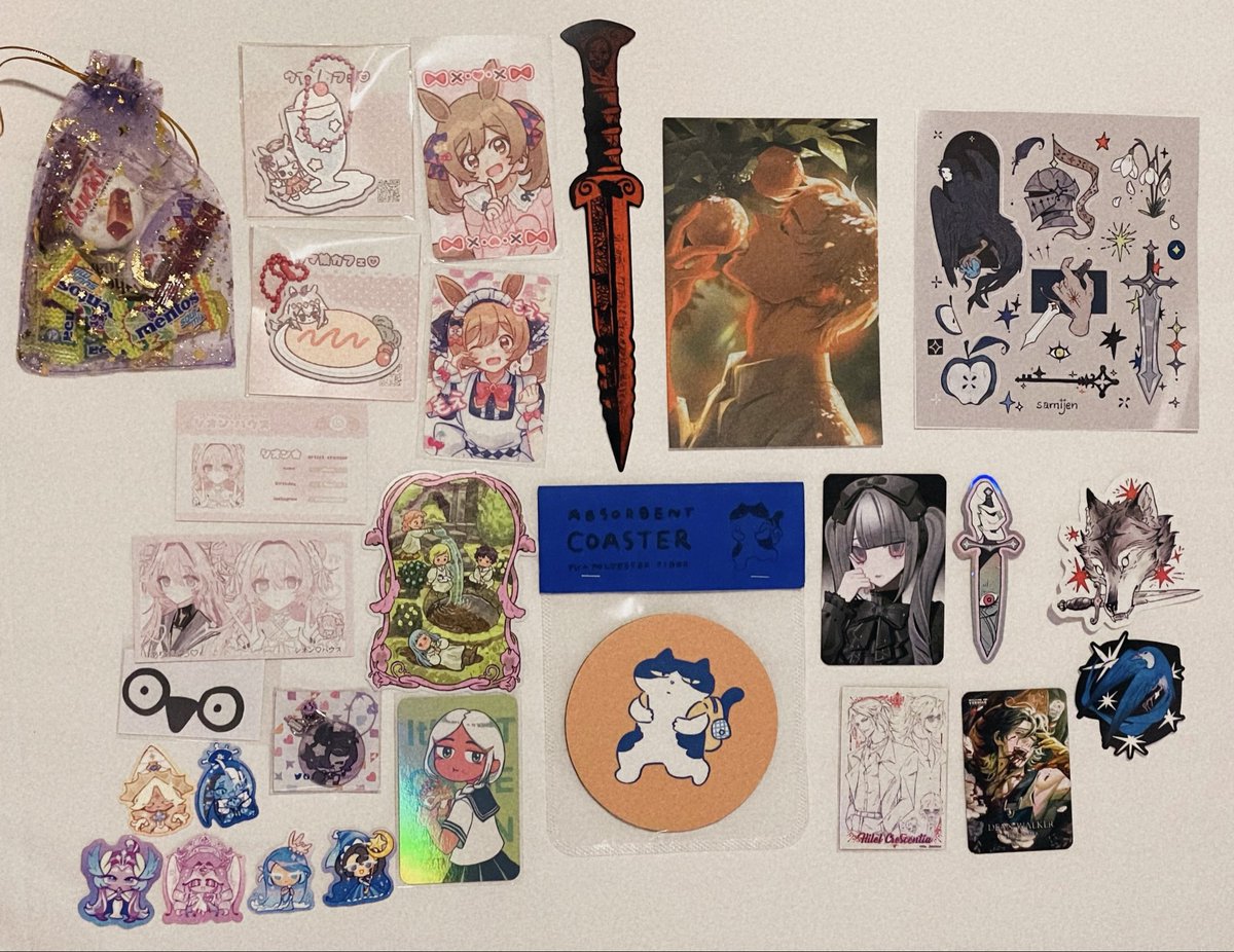 ChillonPyre's tweet photo. Our haul from #CA11~
It’s been such a wonderful time at the event and we got to meet a lot of amazing artists as well 🥰🥰 we hope we can see you all again soon 🔥🔥🔥 https://t.co/6Z2GmDfS16
