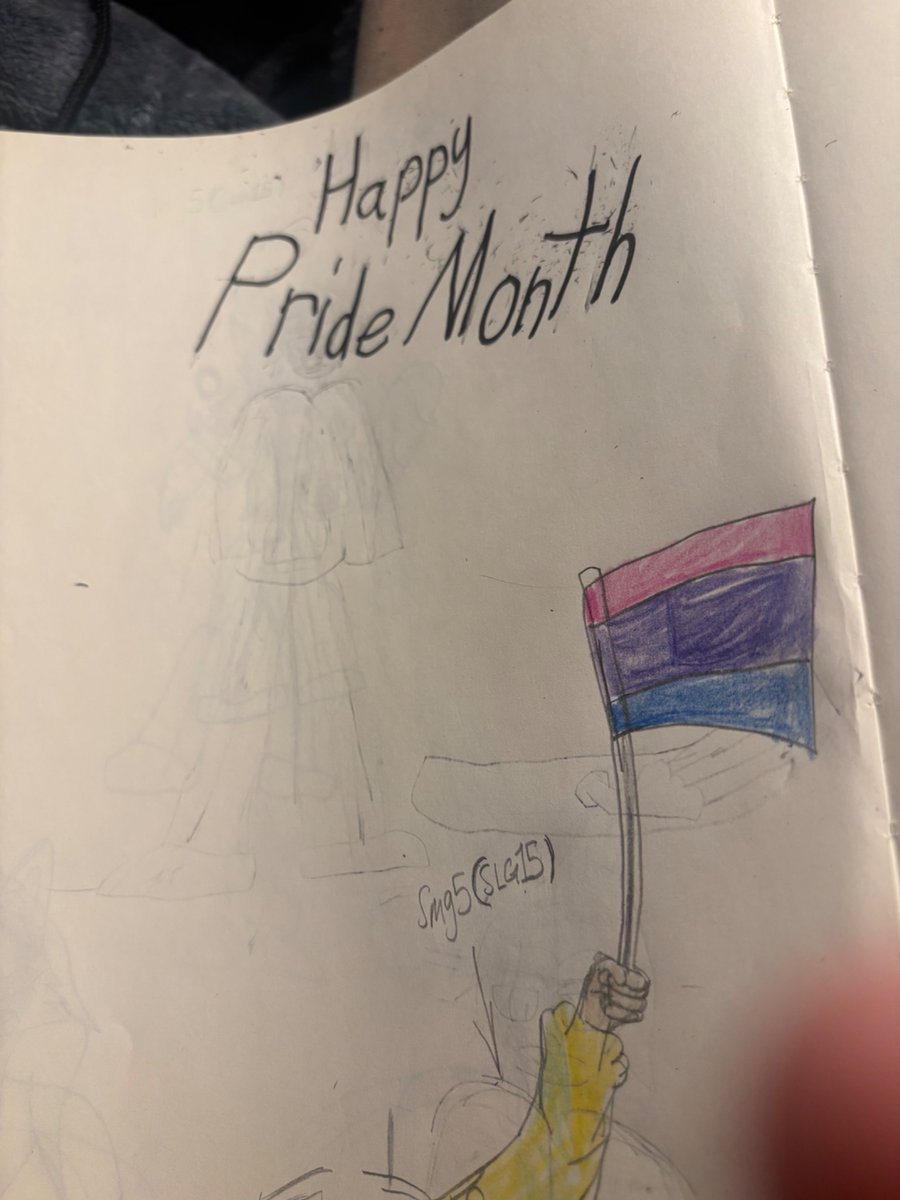 LopezDarinnel's tweet photo. And this is more of the pride month as I would see if anyone had! the flag!
#HappyPrideMonth #SMG5 #SMG4Oc https://t.co/gl0YVp3ZIh