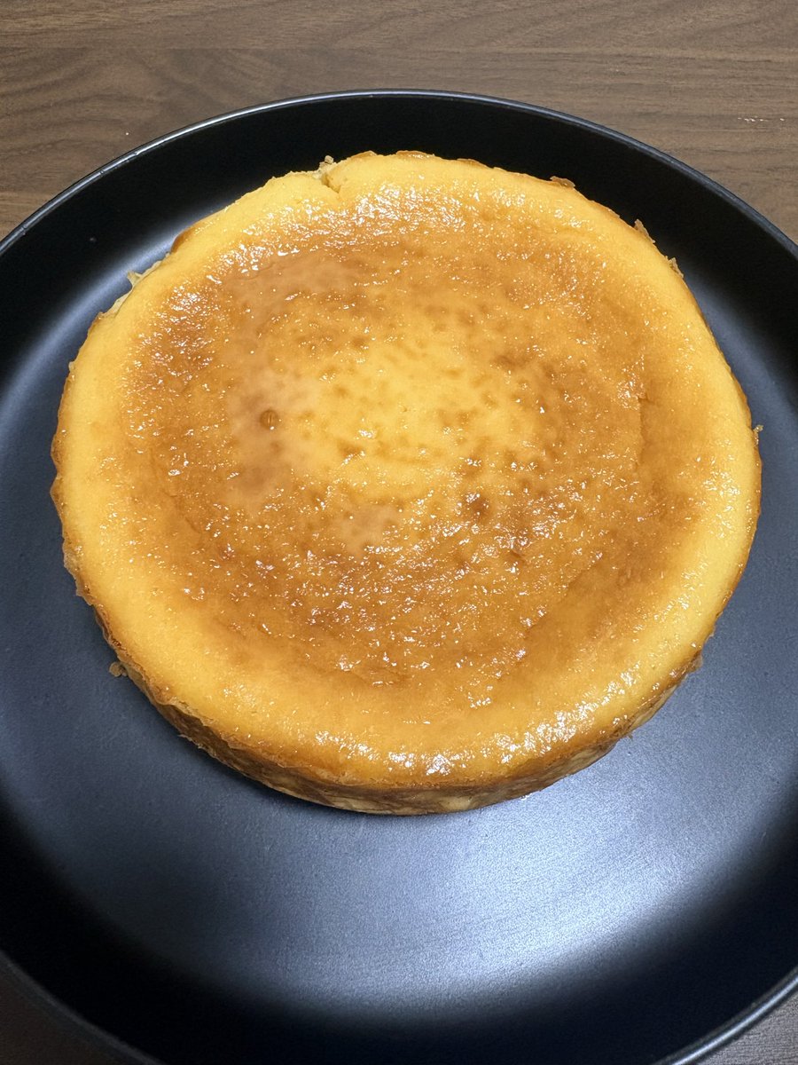 mavelkk's tweet photo. いい感じにできたみたい☺️
チーズケーキ🧀🍰 https://t.co/mnRzWNMPZx