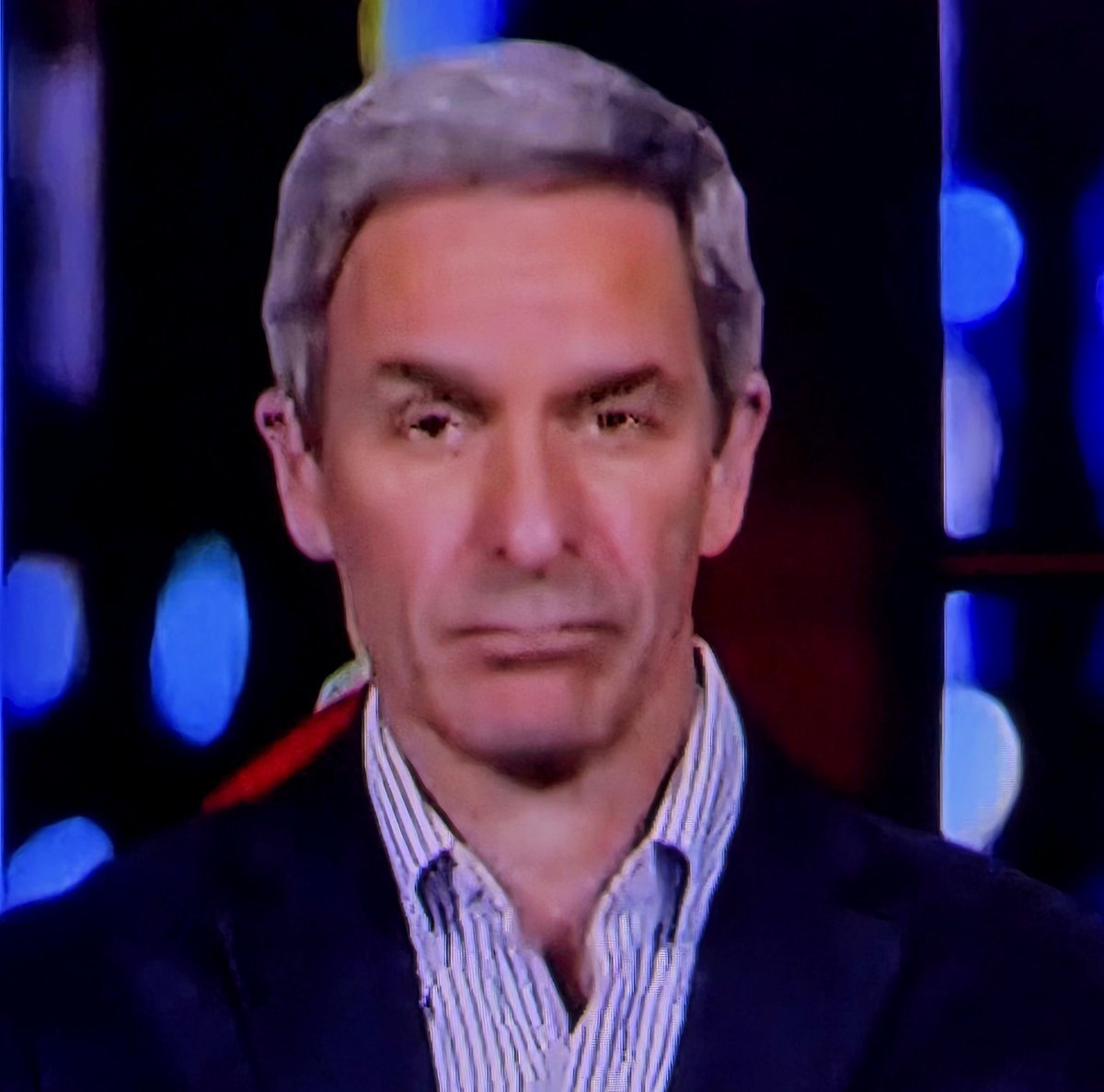 JamesNobitz's tweet photo. @ChrisCuomo Am I crazy but doesn't Ken look like Dr Smiths son from Lost In Space? https://t.co/oLAEBNECJj