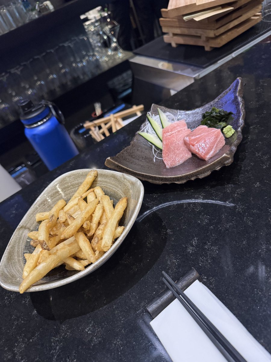 kishidagumi's tweet photo. パーティ終わってからの
夕食は又来た　#Goen https://t.co/CWyjjHQtNg