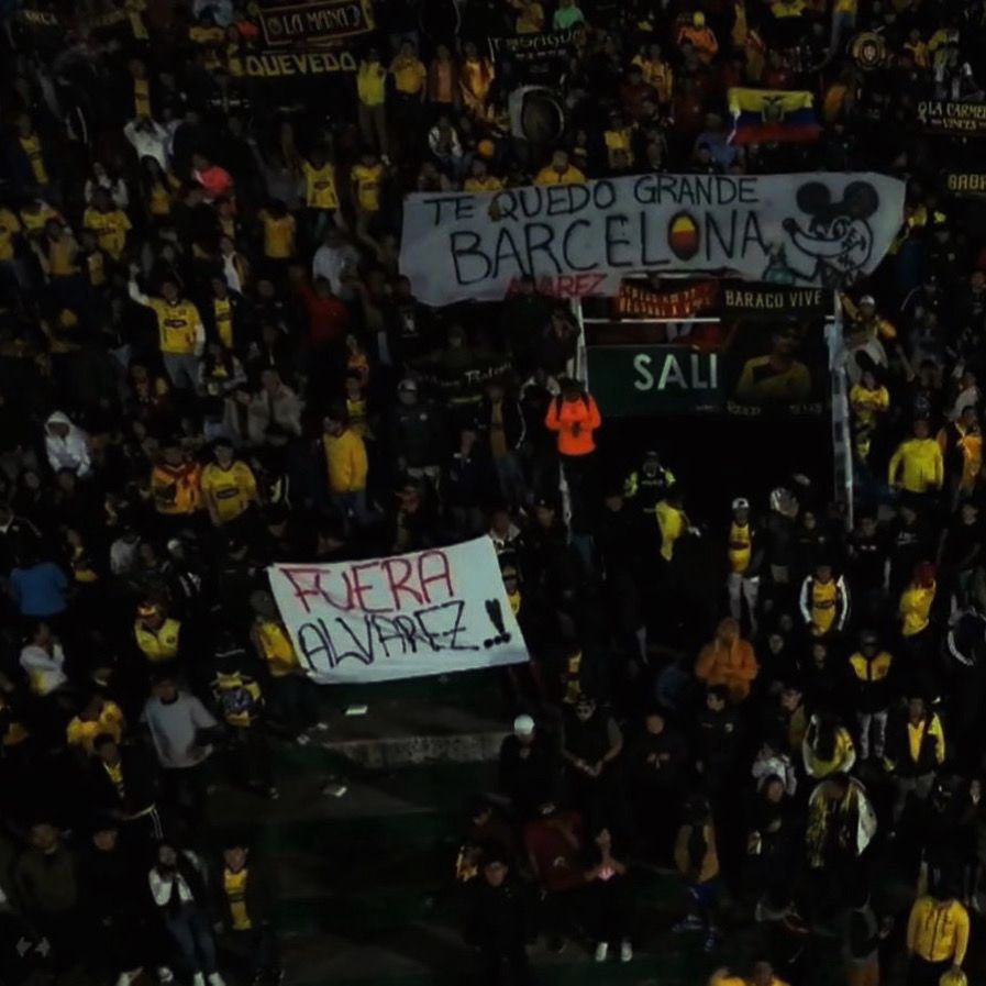 MauricioOrtegaE's tweet photo. FELIZ DÍA DEL NIÑO VERSIÓN ANTONIO ALVAREZ. El Barcelona de Farías cayó 1x0 vs. Técnico Universitario en Ambato con gol de Bagner Delgado ante la floja marca de Sosa y pese la expulsión de Bocanegra al minuto 5. #BarcelonaMiPasión en #diadelniño cayó al cuarto puesto en Liga Pro. https://t.co/EK61Vf1Gg3