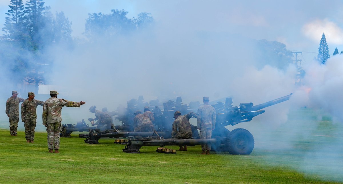 25thID's tweet photo. Earlier today the 25th Infantry Division Commander Maj. Gen. James B. Bartholomees lll, promoted Col. Robert K. Bryant to the rank of Brigadier General at a ceremony on Weyand Field. https://t.co/QEEJogO9rb