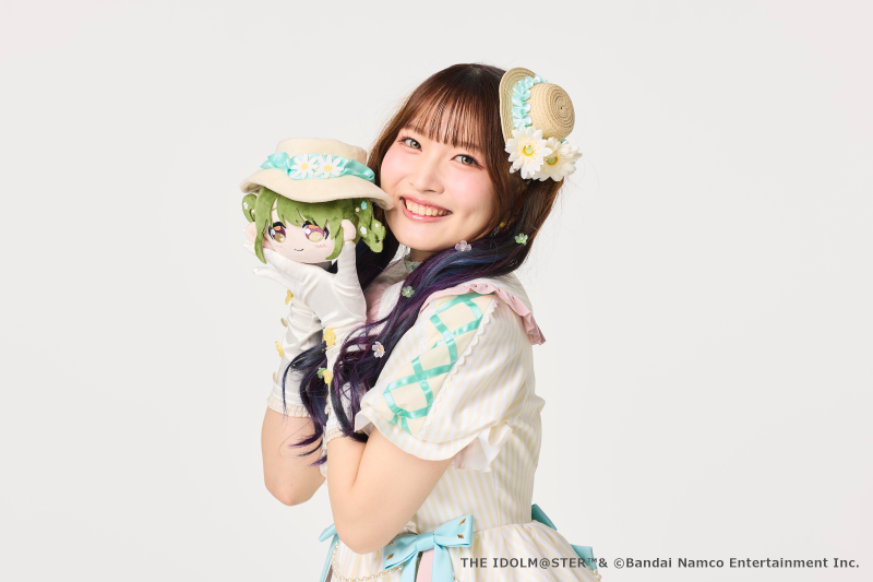 shinyc_official's tweet photo. ✦・・・━━━・
#シャニマスソロライブMSP
　　公式グッズ事前販売
　　　　　・━━━・・・✦

🚨受注は明日6/7(日)まで🚨

パンフ撮影のオフショットを公開✨

#ふわふぇいす も一緒に📷꙳
パンフはソロ衣装の撮りおろし写真など内容盛りだくさんです✨

◇ 特設サイト
https://t.co/kfxoOsCppU https://t.co/i26csLO52p