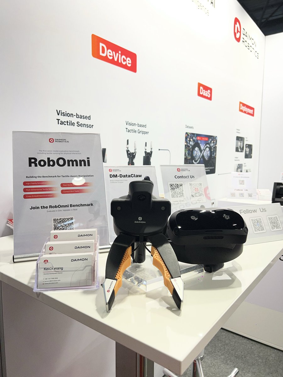 DaimonRobotics's tweet photo. 😆Our exhibition is underway! 

☀️Stop by Booth 84 to have a face-to-face talk with Prof. Michael Yu Wang.

#DaimonRobotics #ICRA2026 #Vienna #MesseWien #TactileIntelligence #EmbodiedAI #RobotManipulation https://t.co/3FaCYLStvq