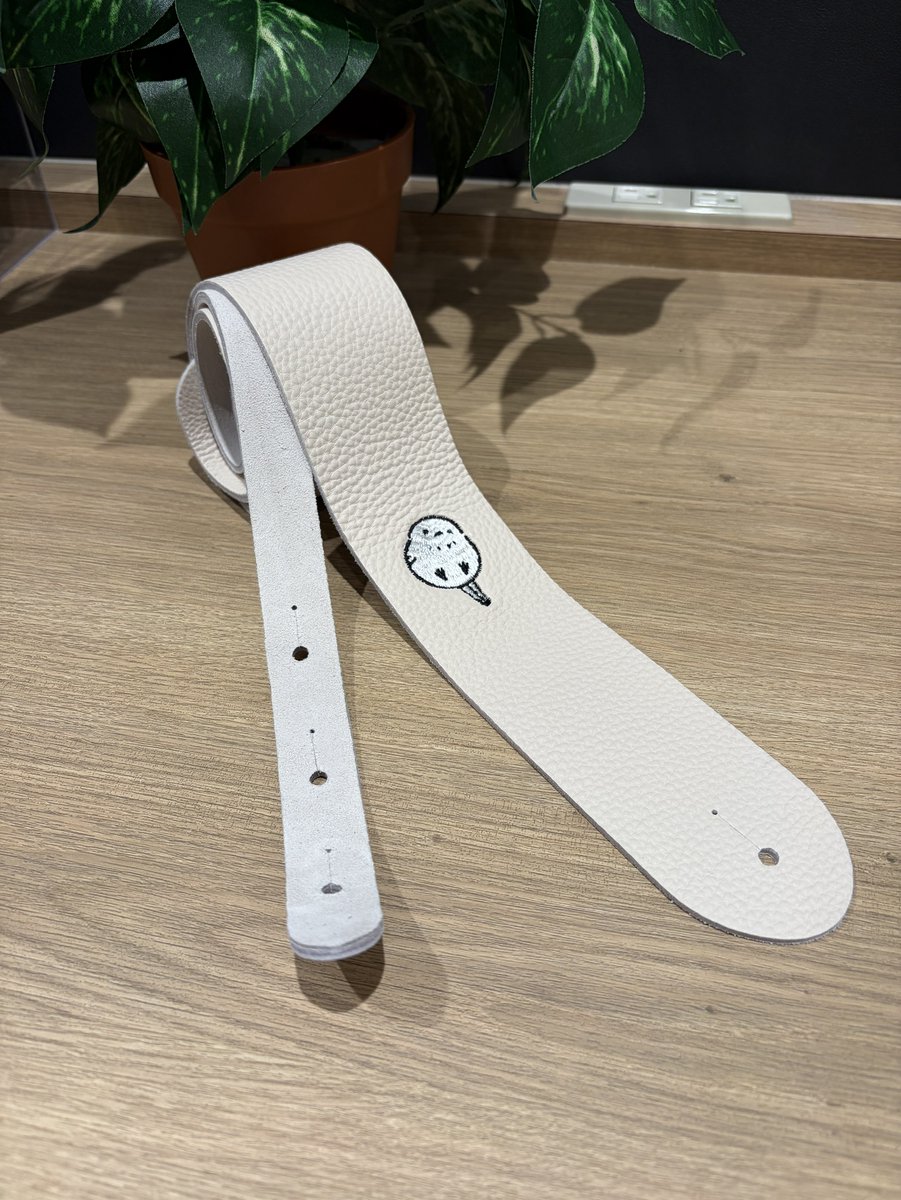 楽一番オーダーコーナー 入荷直後から多くの反響を頂き即完売…😿 待ち望んだGrandeuomoのLITE