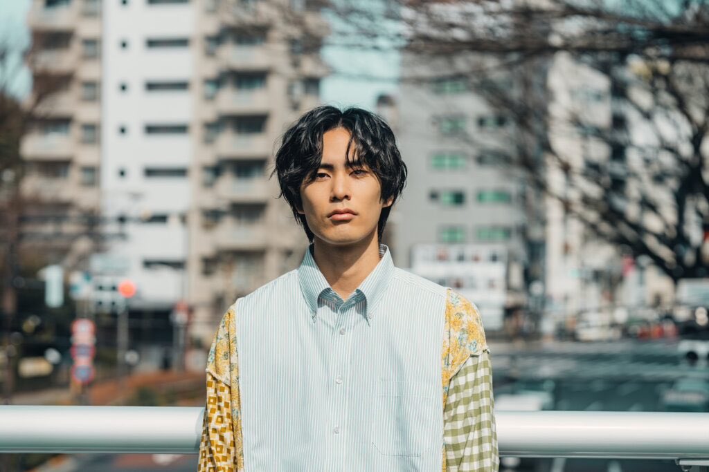 kobe_varit's tweet photo. 2026.7.23.木
神戸VARIT.22th Anniversary🌻
 「極メロ〜 Sun,sun,sun,2026〜」

上野皓平
近石涼 (band set)
ベルマインツ (acoustic set)

🍛ケジャケジャカレー

＊会場中アクト 2F Barエリアにて
MaaNa🪷

⏰開場18時半 / 開演19時半
🎟️前売3000円(D別)

チケット発売中▶️ https://t.co/lltLm396rN https://t.co/jIaq6IvEav