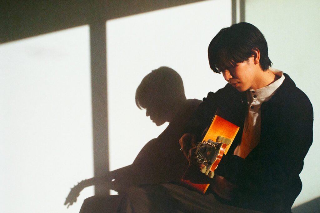 kobe_varit's tweet photo. 2026.7.23.木
神戸VARIT.22th Anniversary🌻
 「極メロ〜 Sun,sun,sun,2026〜」

上野皓平
近石涼 (band set)
ベルマインツ (acoustic set)

🍛ケジャケジャカレー

＊会場中アクト 2F Barエリアにて
MaaNa🪷

⏰開場18時半 / 開演19時半
🎟️前売3000円(D別)

チケット発売中▶️ https://t.co/lltLm396rN https://t.co/jIaq6IvEav