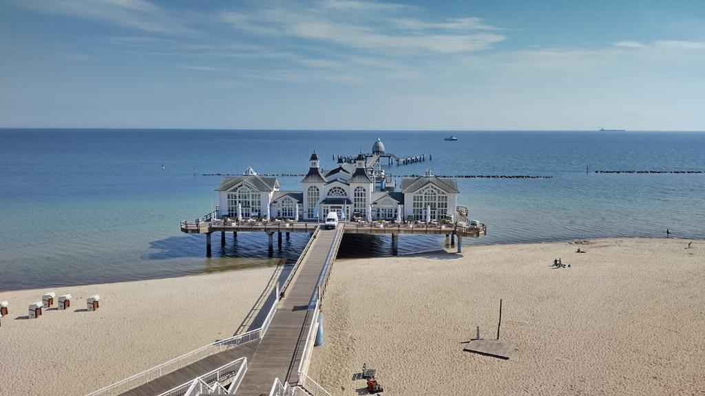 berlucfan's tweet photo. Urlaub #Sellin #Rügen https://t.co/EXqyERbrCU