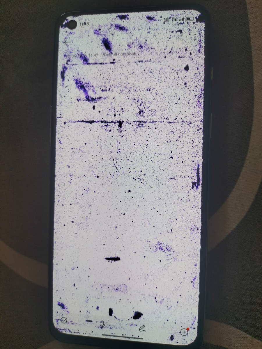 Prakharr___'s tweet photo. Disappointed with my OnePlusNord2T. My display has developed a spreading purple/ink-like stain despite no drop, no pressure damage, no water exposure. The display glass is completely intact with no cracks or signs of physical damage, yet the panel continues to bleed and spread https://t.co/aypVTOKQbM