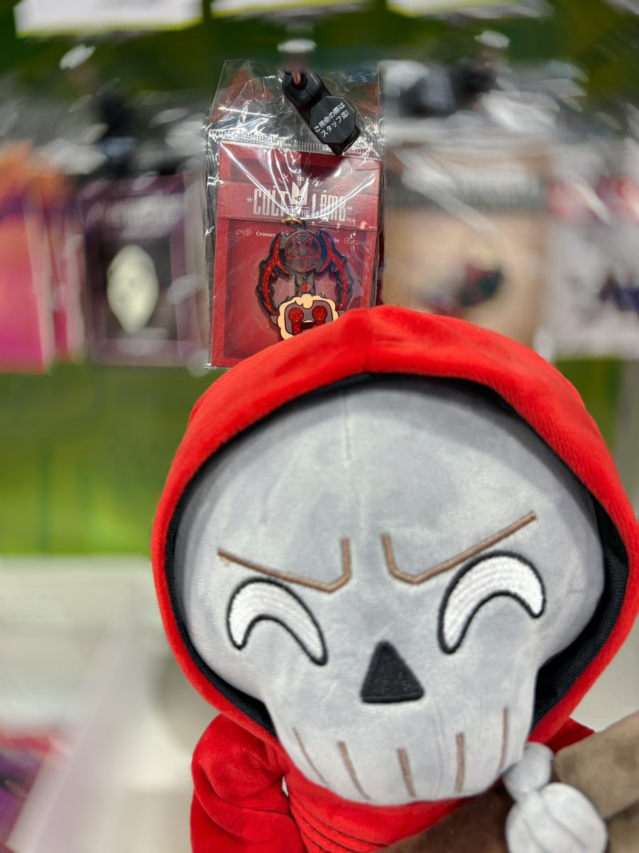 poncle_vampire's tweet photo. Red Death met their oshi yesterday too 
@cultofthelamb https://t.co/ni8VQrxhyl