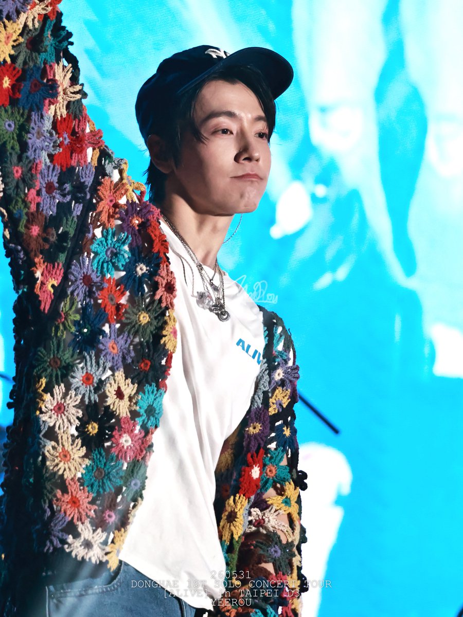 sakura02413's tweet photo. 260529 DONGHAE [ALIVE] in TAIPEI D1

😗🐯

#DONGHAE #SuperJuniorDnE 
#동해 #슈퍼주니어DnE https://t.co/JJvZB57fLc