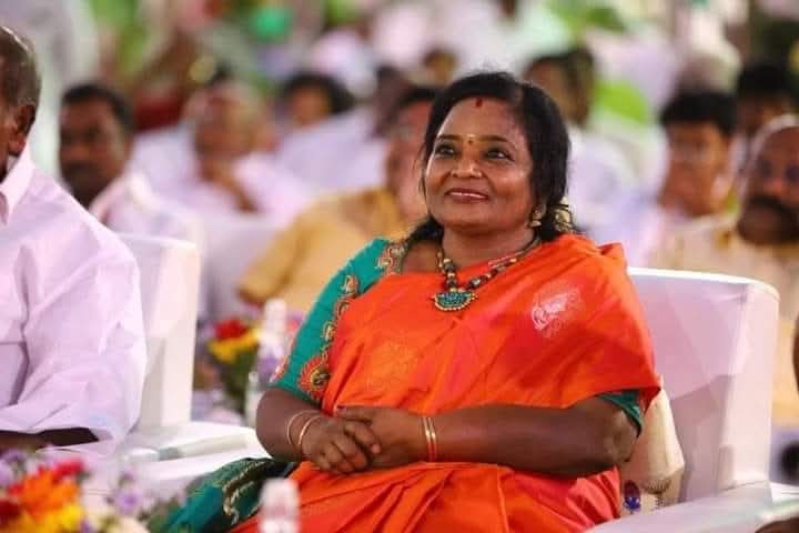 MRKBJP1's tweet photo. இன்று(02.06.26) பிறந்தநாள் காணும் முன்னாள் தெலுங்கனா ஆளுநர் மற்றும் புதுச்சேரி துணைநிலை ஆளுநர் பாசத்துக்குரிய அக்கா Dr.தமிழிசை சௌந்தர்ராஜன் @DrTamilisai4BJP அவர்களுக்கு இனிய பிறந்தநாள் நல்வாழ்த்துக்கள்.. https://t.co/yq26X0POtp