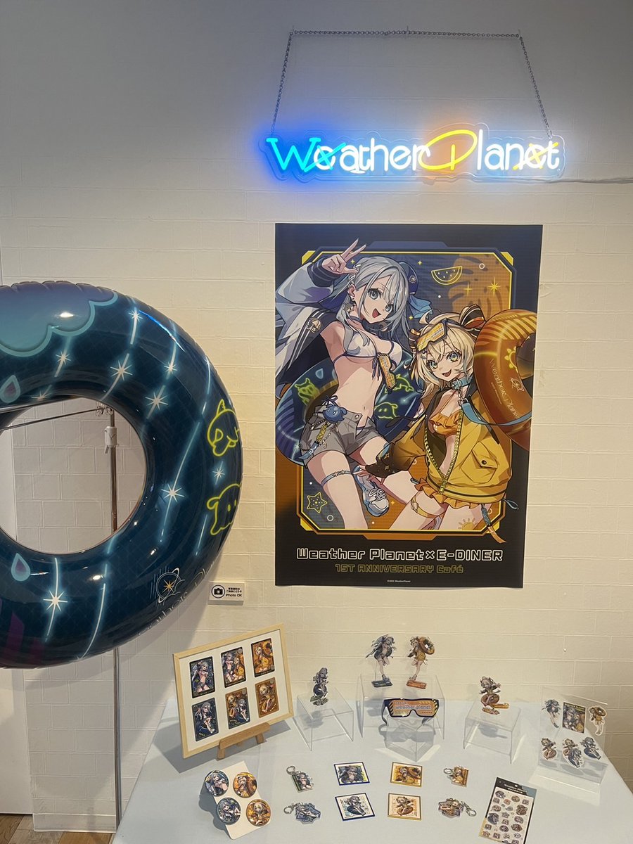 EDITH_official_'s tweet photo. /／
🌦️Weather Planet × E-DINER☔️🐬
1ST ANNIVERSARY Café🌟🚀
\＼

ついに明日よりスタート❗️

@POKImari02 先生の超可愛い衣装のウェザプラは必見👀
美味しいコラボフードやさまざまなグッズを用意して、皆様のご来店お待ちしてますっ🙇

#ウェザプラ #雨海ルカ #天晴ひなた
#描いていルカ　@amagai_ruka
#ひなた成長記録 @appare_hinata