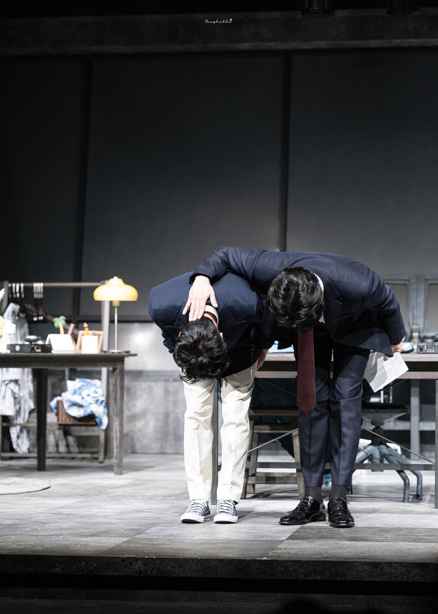 Judy_yeonmyu's tweet photo. 첫공고휘                                   막공고휘 https://t.co/NJzs5Wnmoc