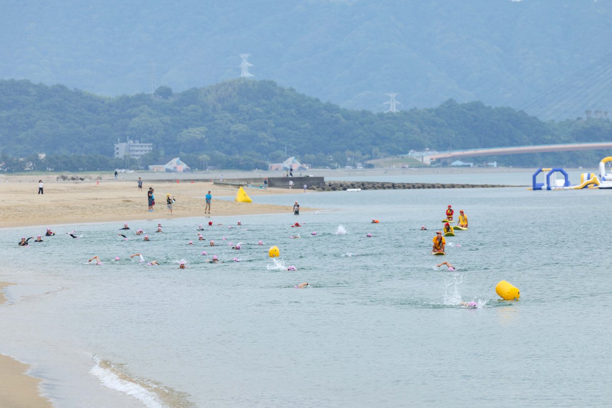 w_city_kanko's tweet photo. 🚴第2回和歌浦トライアスロンフェスタ2026開催🏃🏊‍
泳ぐ・自転車に乗る・走るを組み合わせた『トライアスロン』の魅力をぜひ会場で体感してみてください🎶
📅 6/6土 13時-15時
　　6/7日 8時-15時30分　※競技日
📍片男波海水浴場（和歌山市和歌浦南3丁目1740）
詳細はHPを☑https://t.co/496jMtaXDA https://t.co/ZwHJSN3q5R