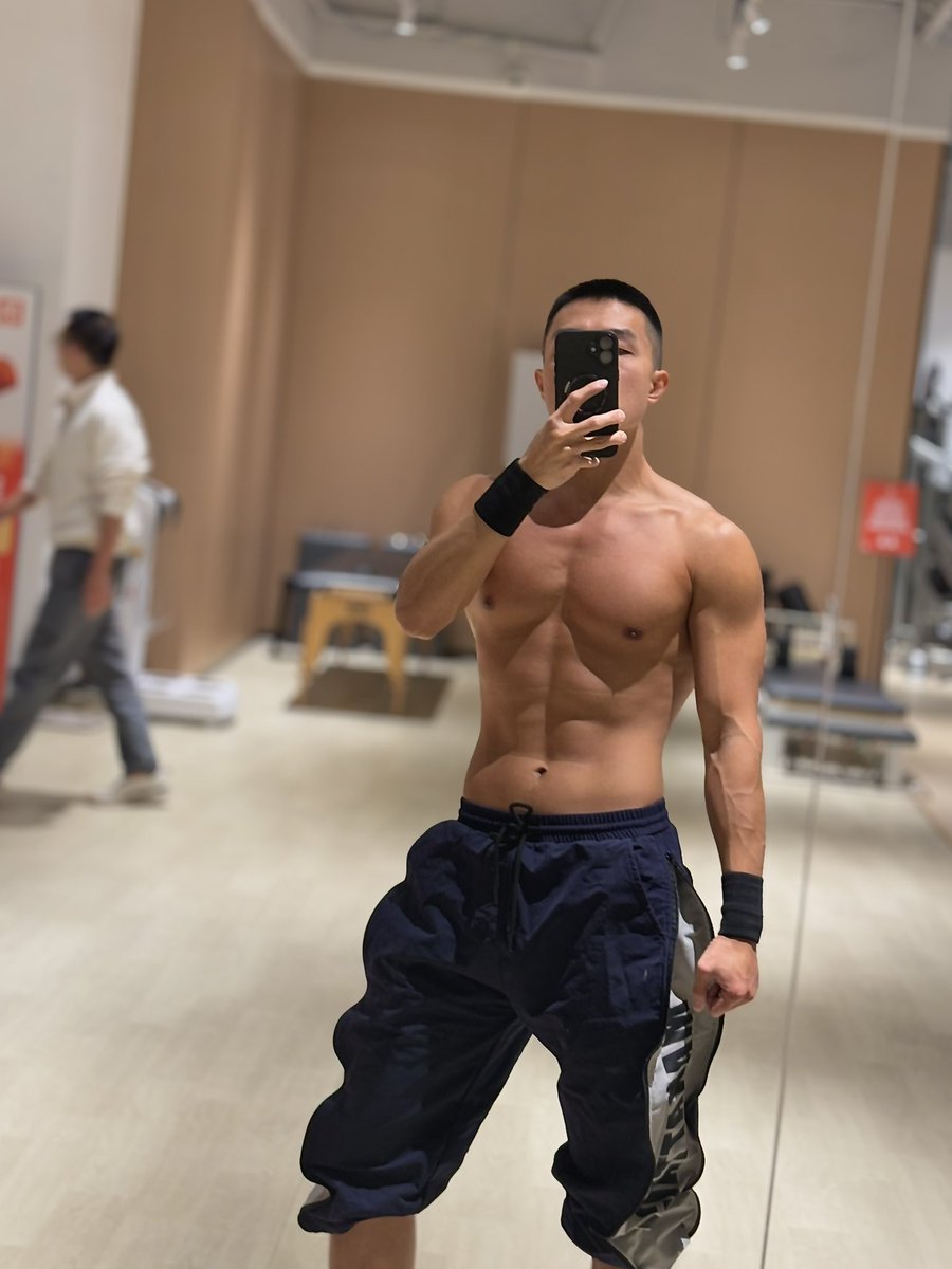 XirEEEEEE's tweet photo. 这边也发一个～ https://t.co/mpmR0c3Tzt