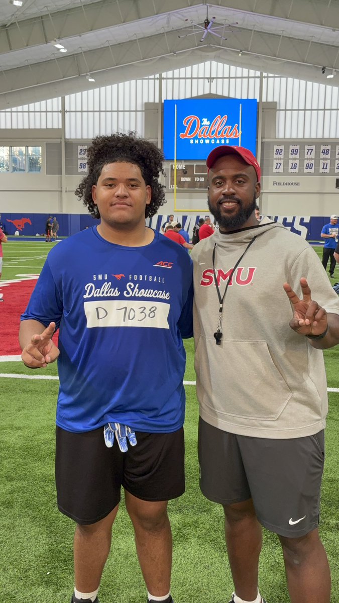 Willie_Alusa's tweet photo. Had a great time today at @SMUFB’s MEGA Camp‼️ Great experience learning and being able to compete. Had great conversations with MANY coaches (even walking away from this camp with a couple more offers) and excited to keep working! Thank you Coach @GarinJustice, Reggie Bain, @jakelangi  and SMU for hosting a great camp!

@LDBellFootball @DibbleTj @CoachAJunior @coachmcgee72 @Coach_Wilk @JeffGirsch @TxAlpha06