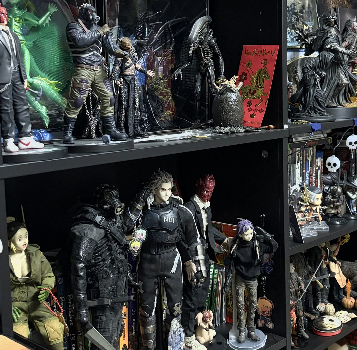 killstrdo's tweet photo. shelves….. https://t.co/uITx672a0e