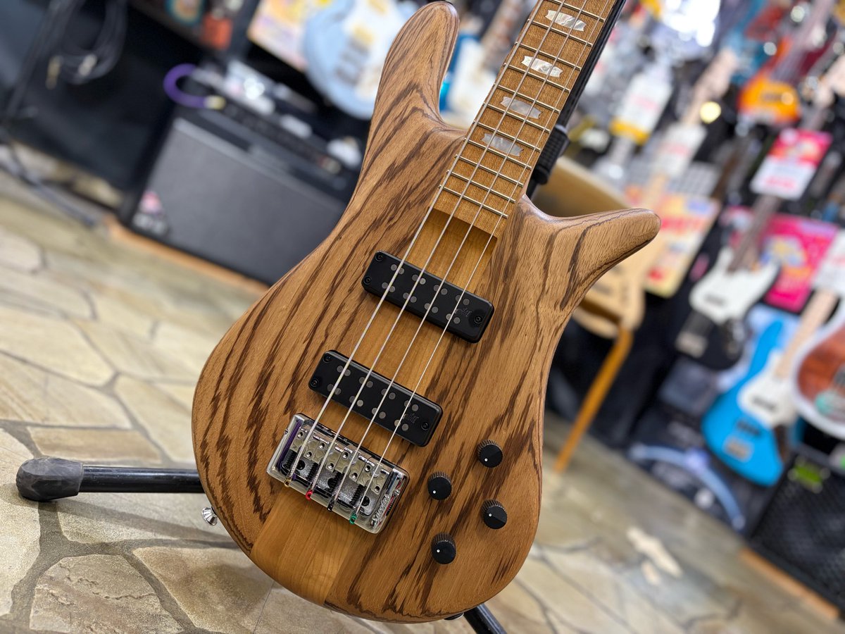 bbsapporock's tweet photo. 【#Spector Euro 4 RST Zebrawood】のご紹介です✨

aguilar Super DoubleピックアップとOBP-2プリアンプを搭載し、ミッドレンジにフォーカスしたサウンドが、しっかりとした存在感を放ちます😤

🔥BIG BONUS FESTAプライス🔥

¥456,225⏩¥398,000💥

是非お試し下さい♪

#BIGBOSS札幌 https://t.co/wS5FBXiM62