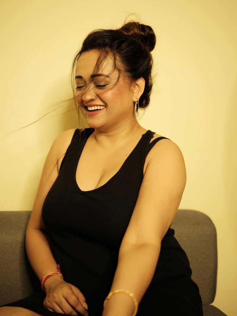 Beauty_in_women's tweet photo. Real definition of Hotie & cutie.🍁
#hot #actress #hotactress #kolkata #bengaliactress #desiactress #sexy #cute #beautiful_woman #beautiful #beautifulbody #beautiful_model #desi #desiwomen https://t.co/C3zFTFqXs0
