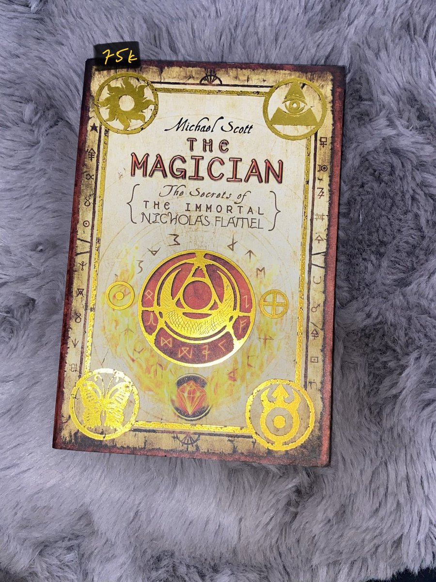 giokuw's tweet photo. WTS Preloved Novel
lagi BU banget, ayoo di angkut 
diliat aja duluu makasihh

The Secret of The Immortal Nicholas Flamel 
karya Michael Scott
The Enchantress
The Warlock
The Necromancer
The Sorceress
The Magician
The Alchemyst

#zonajajan #zonauang #wts #wtb #novel #preloved https://t.co/dJuQNUu7n3