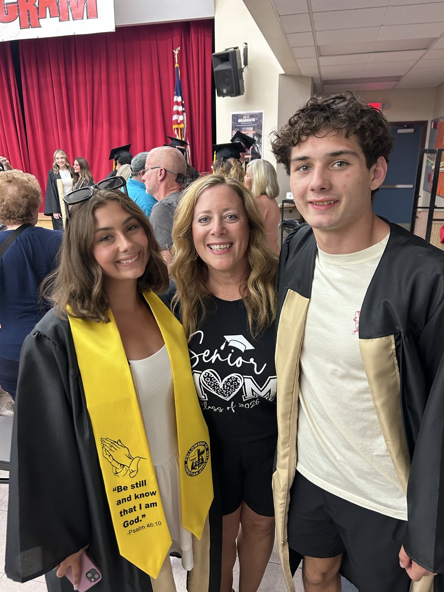 vicnric's tweet photo. Charlie &amp; Jessica went for their Senior Walk! 🥲👨🏻‍🎓👩🏻‍🎓 We are so thankful that Mama &amp; Grammy were able to come! 😊 I was so happy that on our last one, all of the Lucore 4 were able to come too! ❤️ Cram Elementary will always be home to us!! 🫶🏽🫶🏽 #cvhsblackhawks #cramcardinals https://t.co/APzbieG0Ox