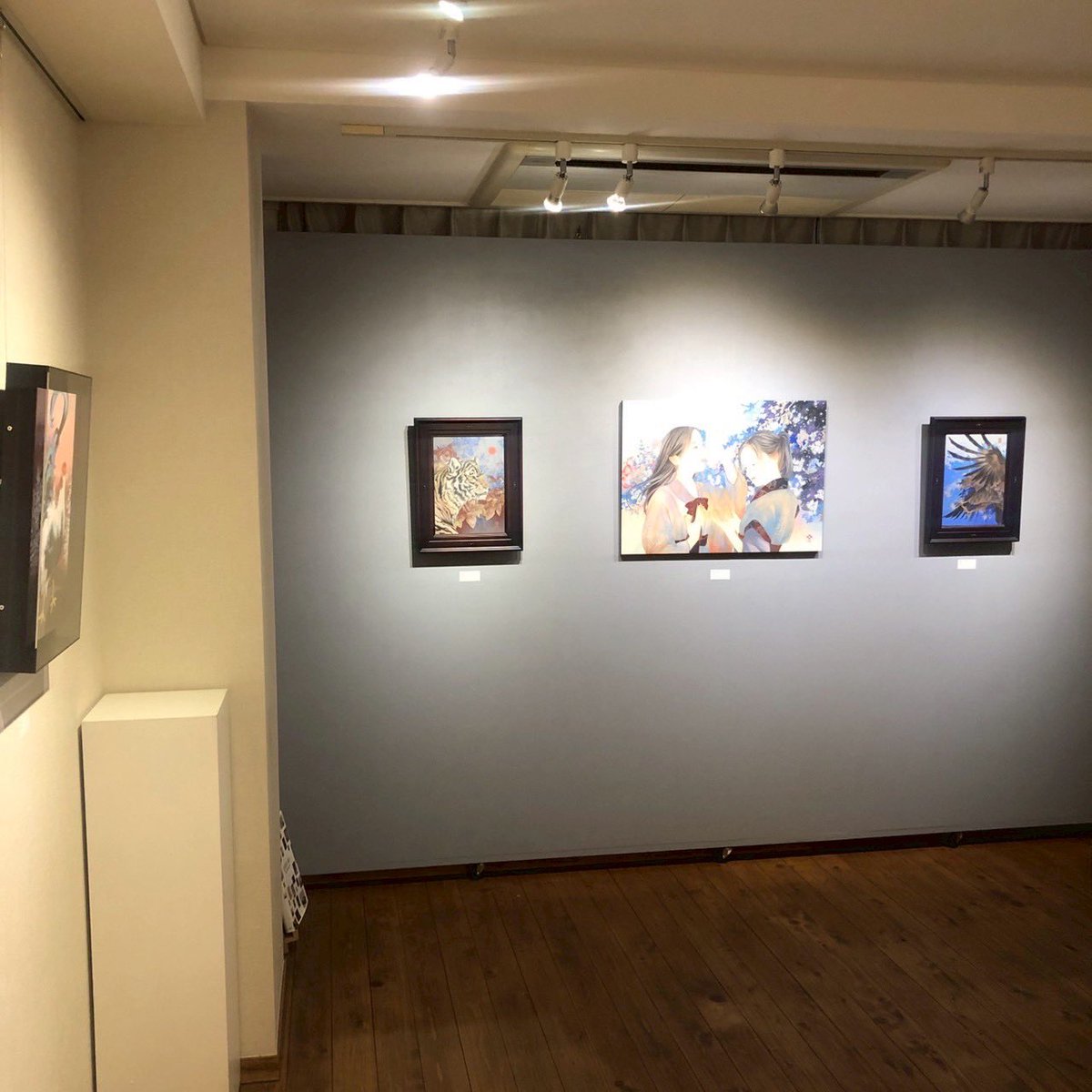 hakkendogallery's tweet photo. 本日も開催！
花菱慧個展@八犬堂ギャラリー！ https://t.co/qpRNVbQxe8